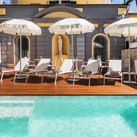 Lhp River Club Otel 5*