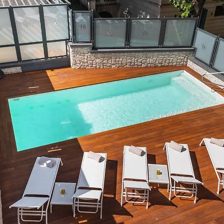 Otel Lhp River Club