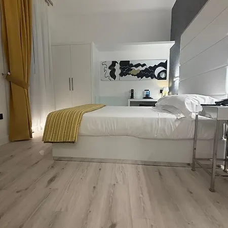 Lhp River Club Hotel 5*